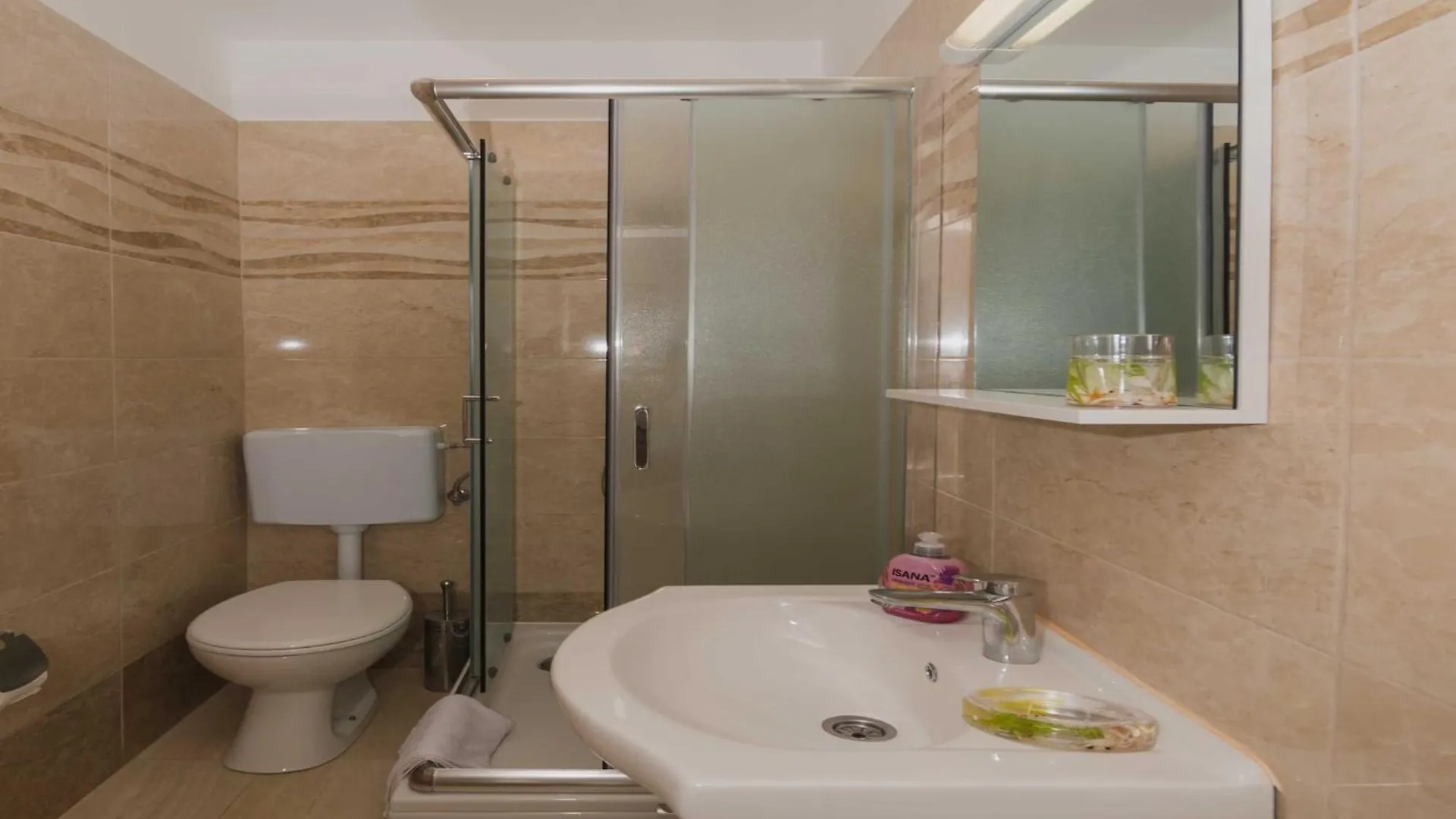 Apartment Lavanda - Four Bedroom Apartment With Hot Tub And Terrace Opatija